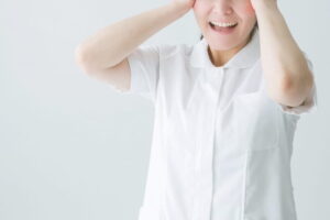 看護師の夜勤がつらい…限界を感じる理由と対処法｜辞めるべきかの判断基準も解説